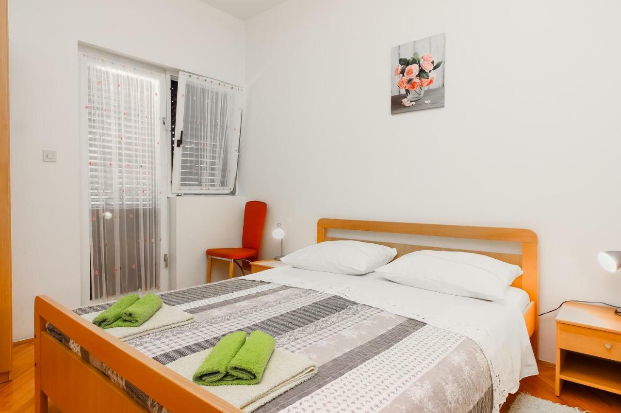 Elda Apartment